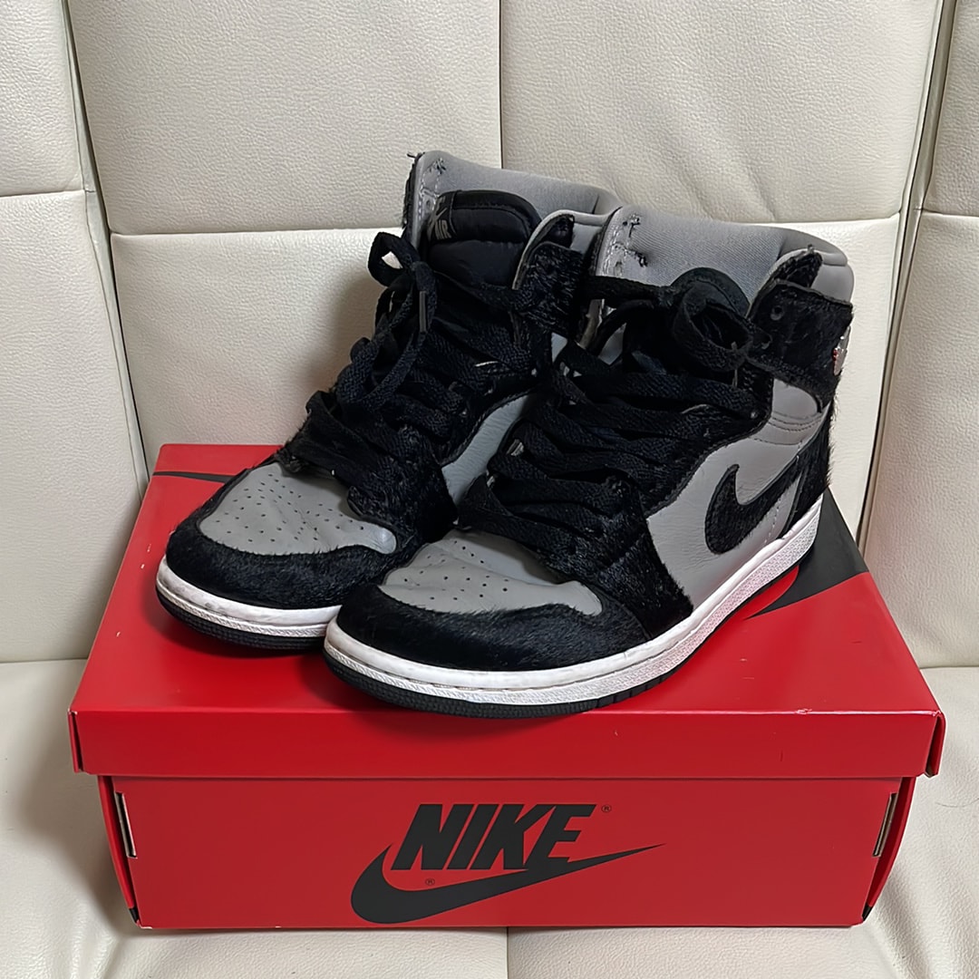 Nike Women's Air Jordan 1 Retro High OG "Medium Grey"