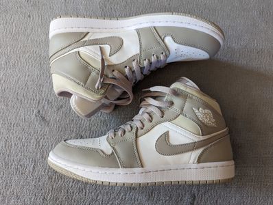 Nike Air Jordan 1 Mid "Linen"