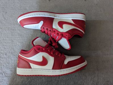 Nike Air Jordan 1 Low "Cardinal Red"