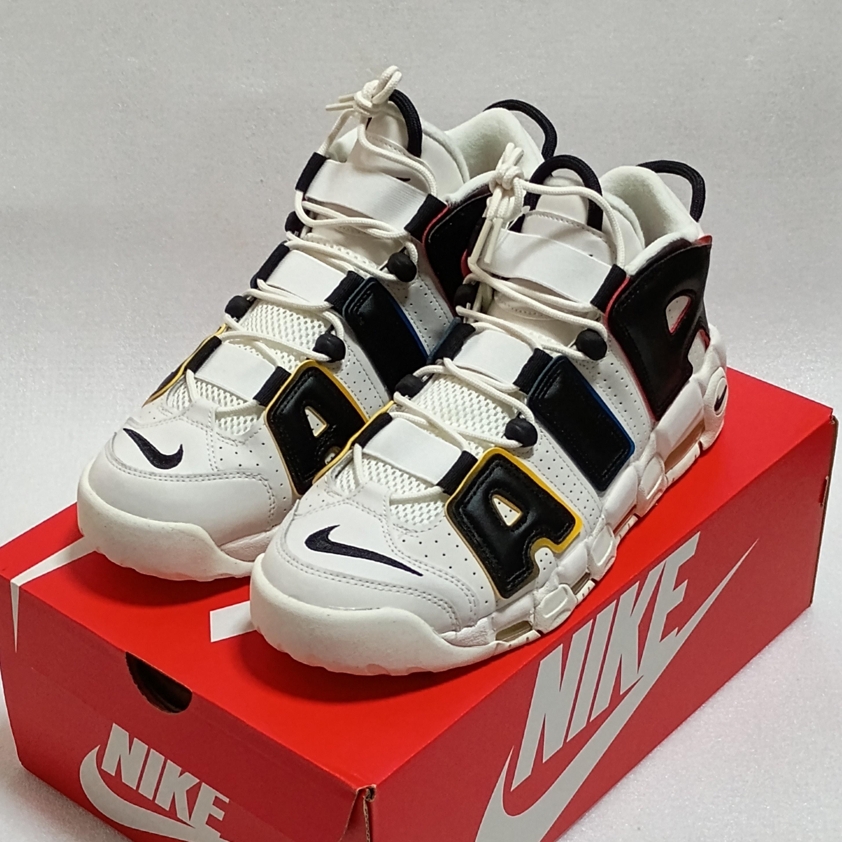 Nike Air More Uptempo'96 "Trading Cards"