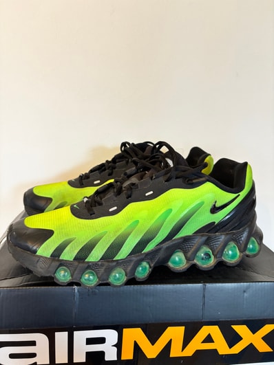 Nike Air Max DN8 "Black/Green Strike/Volt/Black"