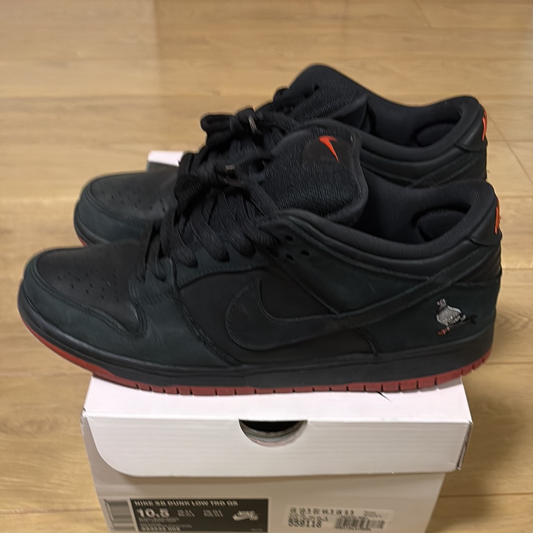 Nike SB Dunk Low TRD QS "Black Pigeon"
