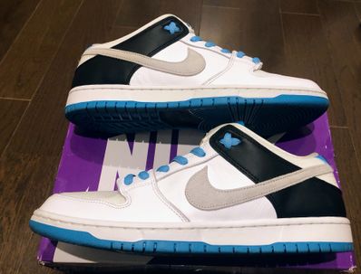 Nike SB Dunk Low "Laser Blue"