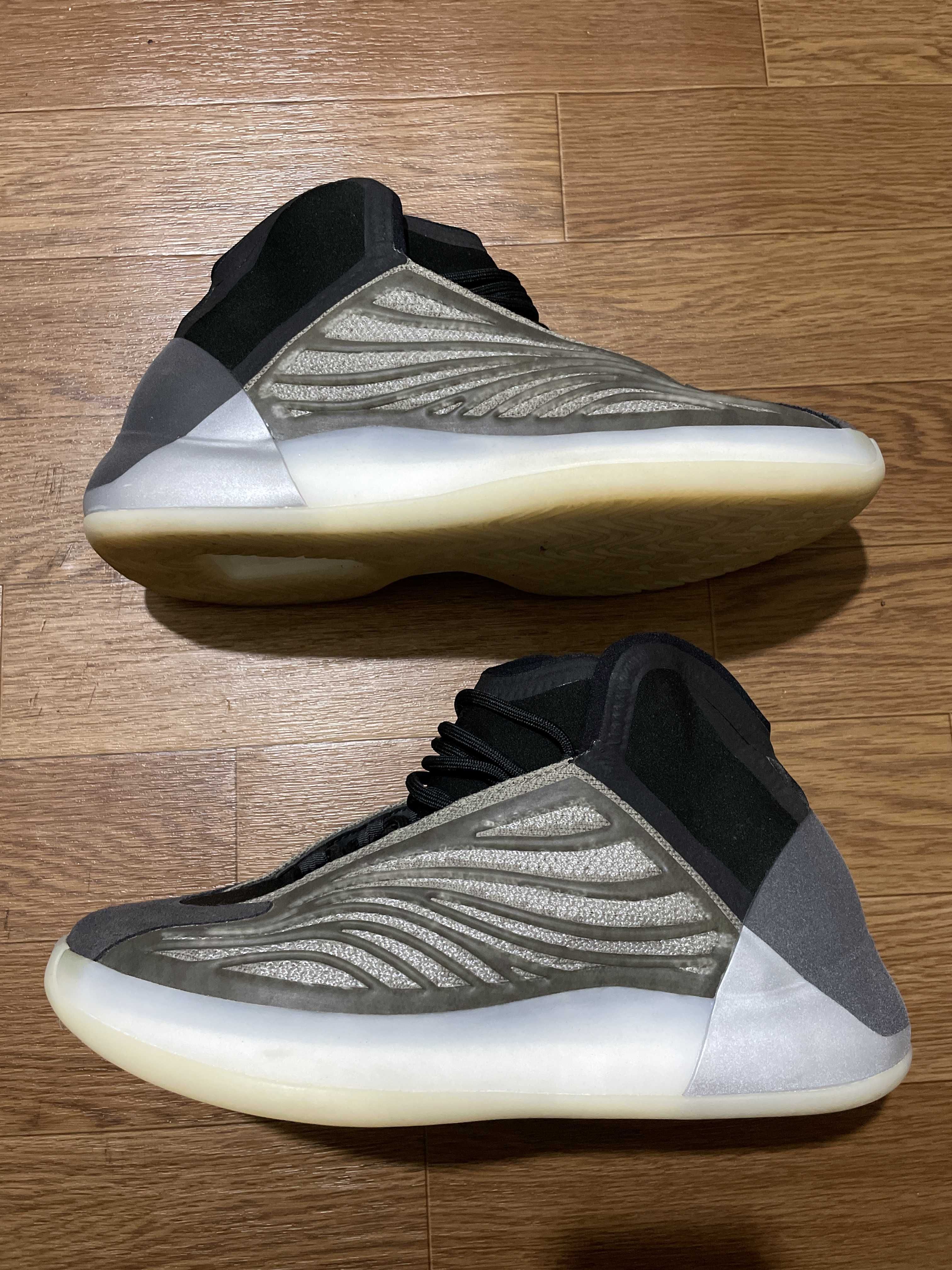 adidas YEEZY Quantum "Barium"