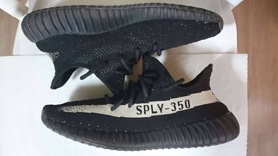 adidas YEEZY Boost 350 V2 "Oreo"