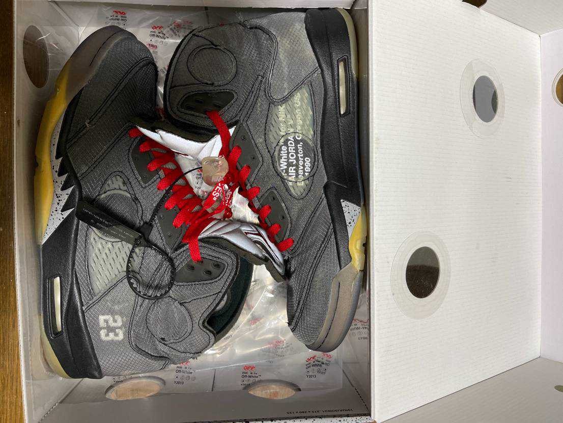 Off-White × Nike Air Jordan 5 "Black/Muslin/Fire Red"