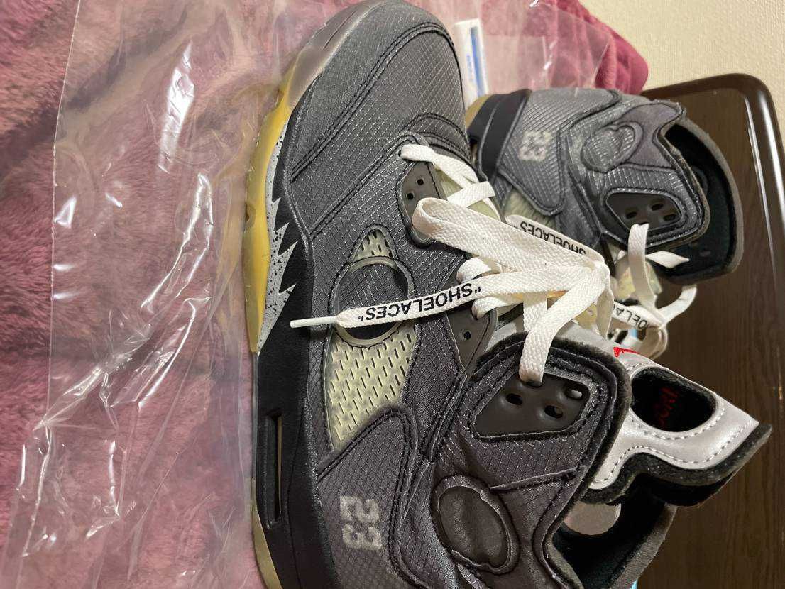 Off-White × Nike Air Jordan 5 "Black/Muslin/Fire Red"