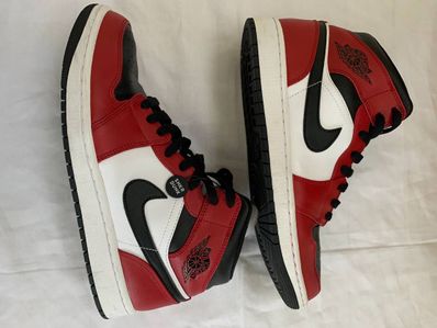 Nike Air Jordan 1 Mid "Chicago Black Toe"