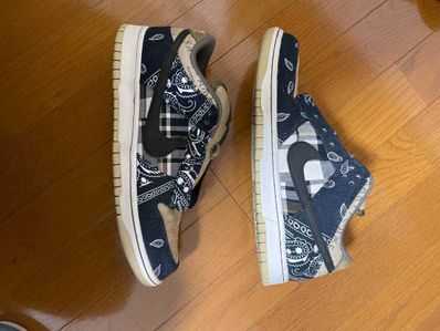 Travis Scott × Nike SB Dunk Low "Black/Parachute Beige"