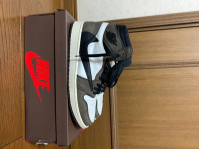 Travis Scott × Nike Air Jordan 1 Retro High OG TS SP "Sail/Dark Mocha"