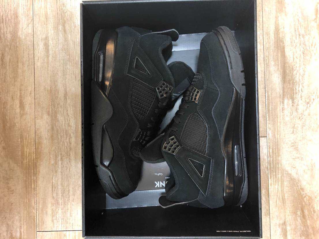 Nike Air Jordan 4 "Black Cat"
