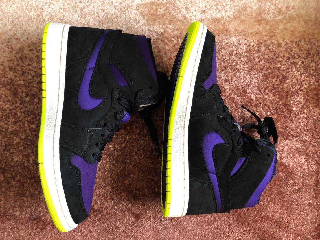 Nike Women's Air Jordan 1 High Zoom "Plum Purple"