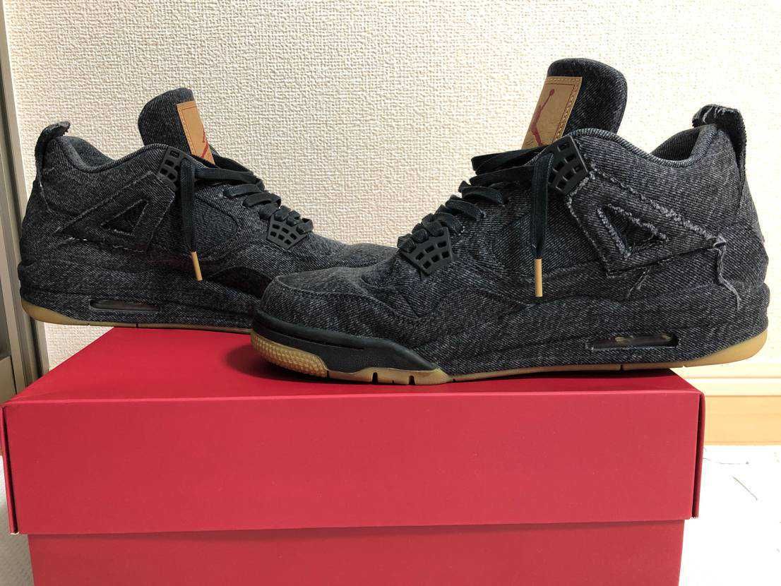 Nike × Levi's Air Jordan 4 "Black Denim" (Tag: ®)