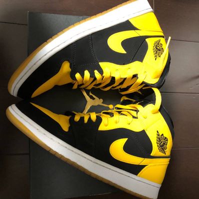 Nike Air Jordan 1 Retro Mid "New Love" (2017)