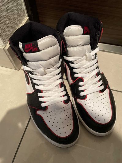 Nike Air Jordan 1 Retro High OG "Blood Line"