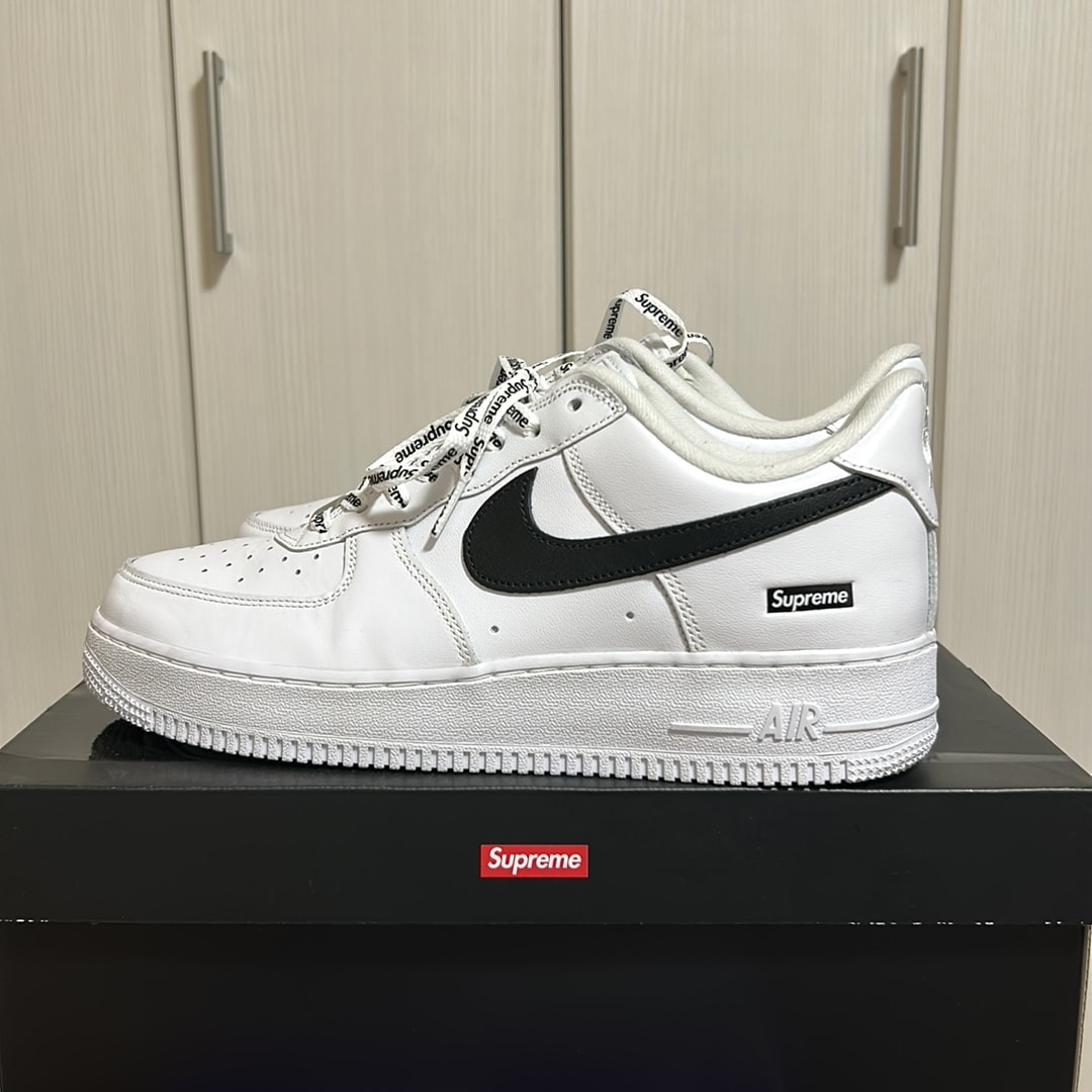 Supreme × Nike Air Force 1 Low "White/Black"