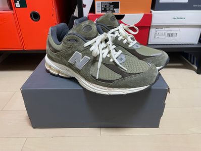 New Balance 2002R "Olive Brown"