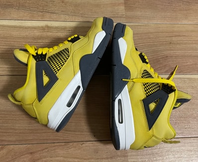 Nike Air Jordan 4 "Tour Yellow"