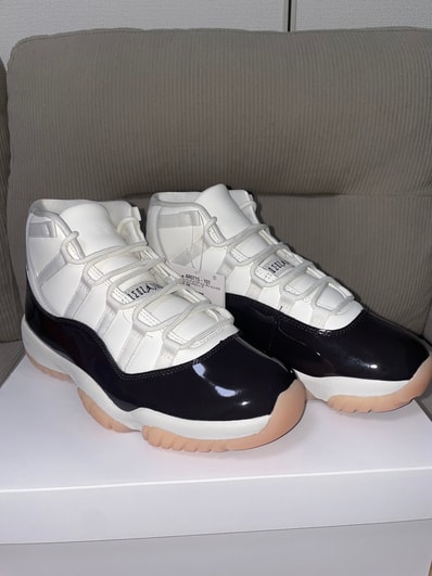 Nike Women's Air Jordan 11 Retro "Neapolitan"