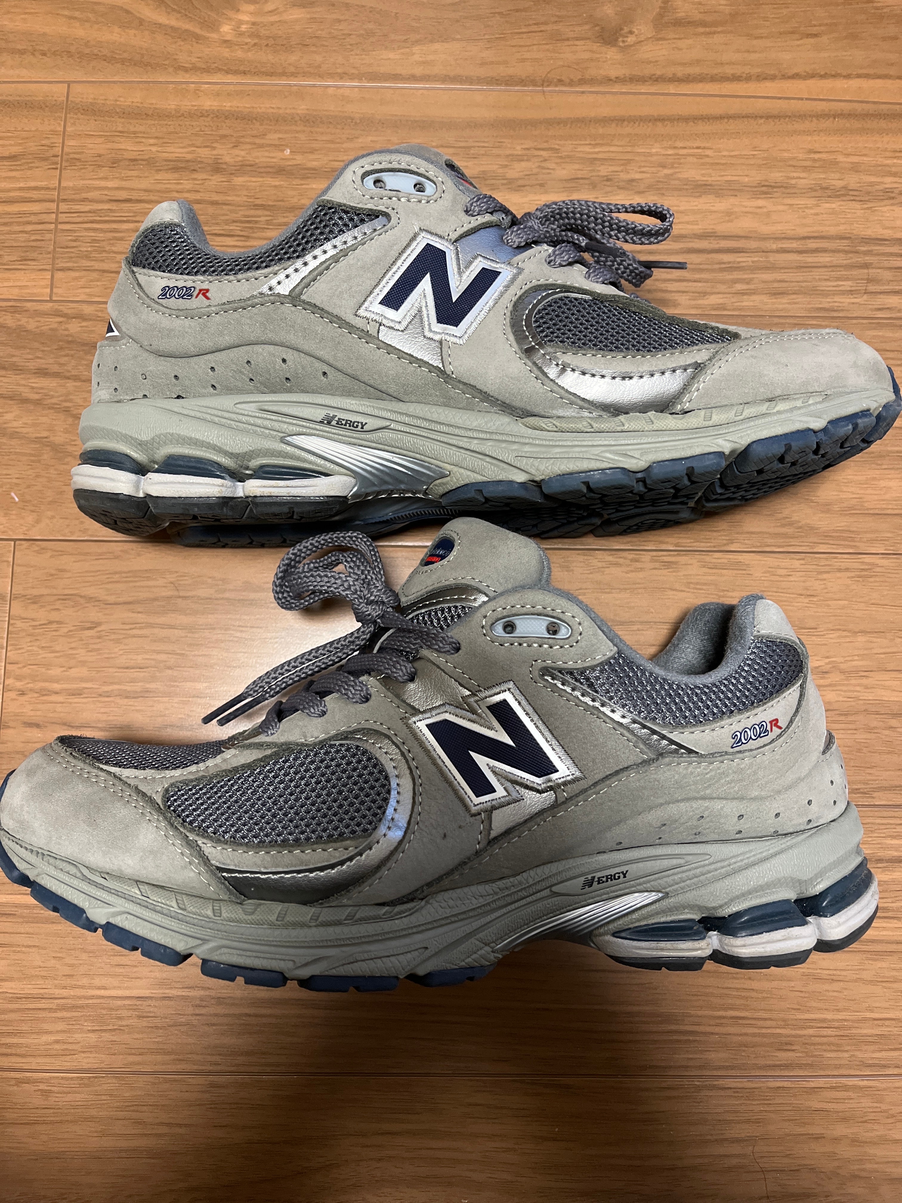 New Balance 2002R "Gray"