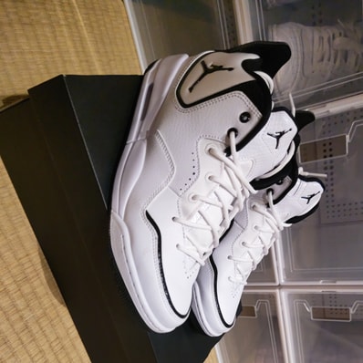 Nike Jordan Courtside 23 "White/Black"
