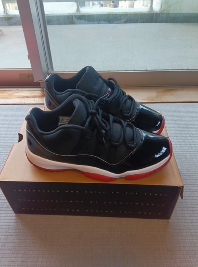 Nike Air Jordan 11 Retro Low "Bred" (2025)