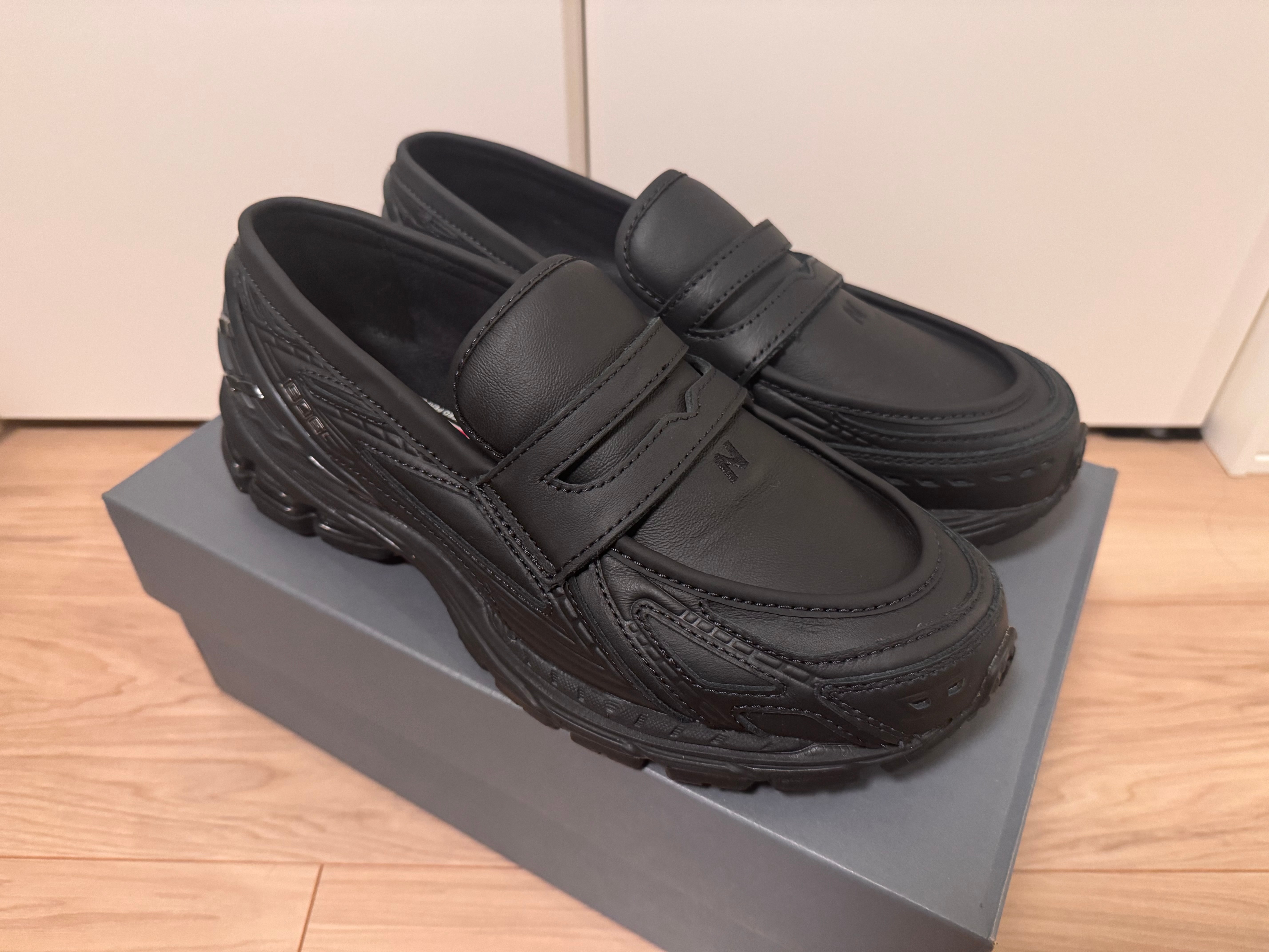 New Balance 1906L "Triple Black"