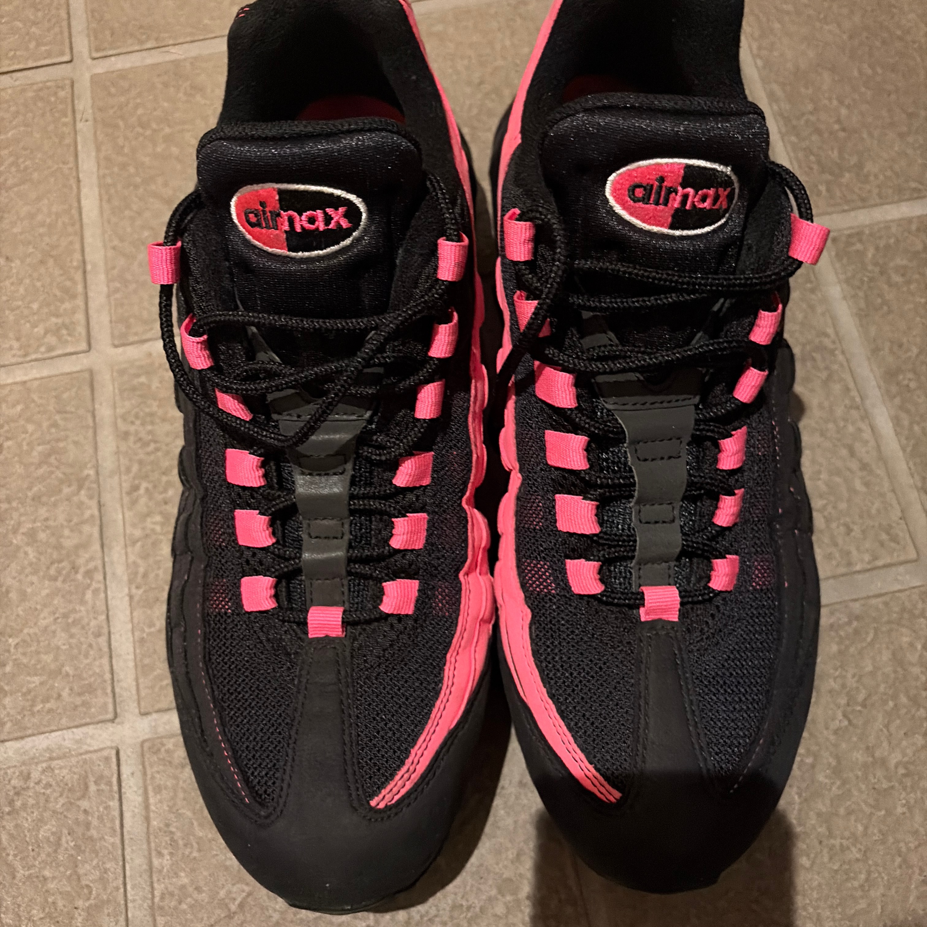Nike Air Max 95 "Black/Pink"