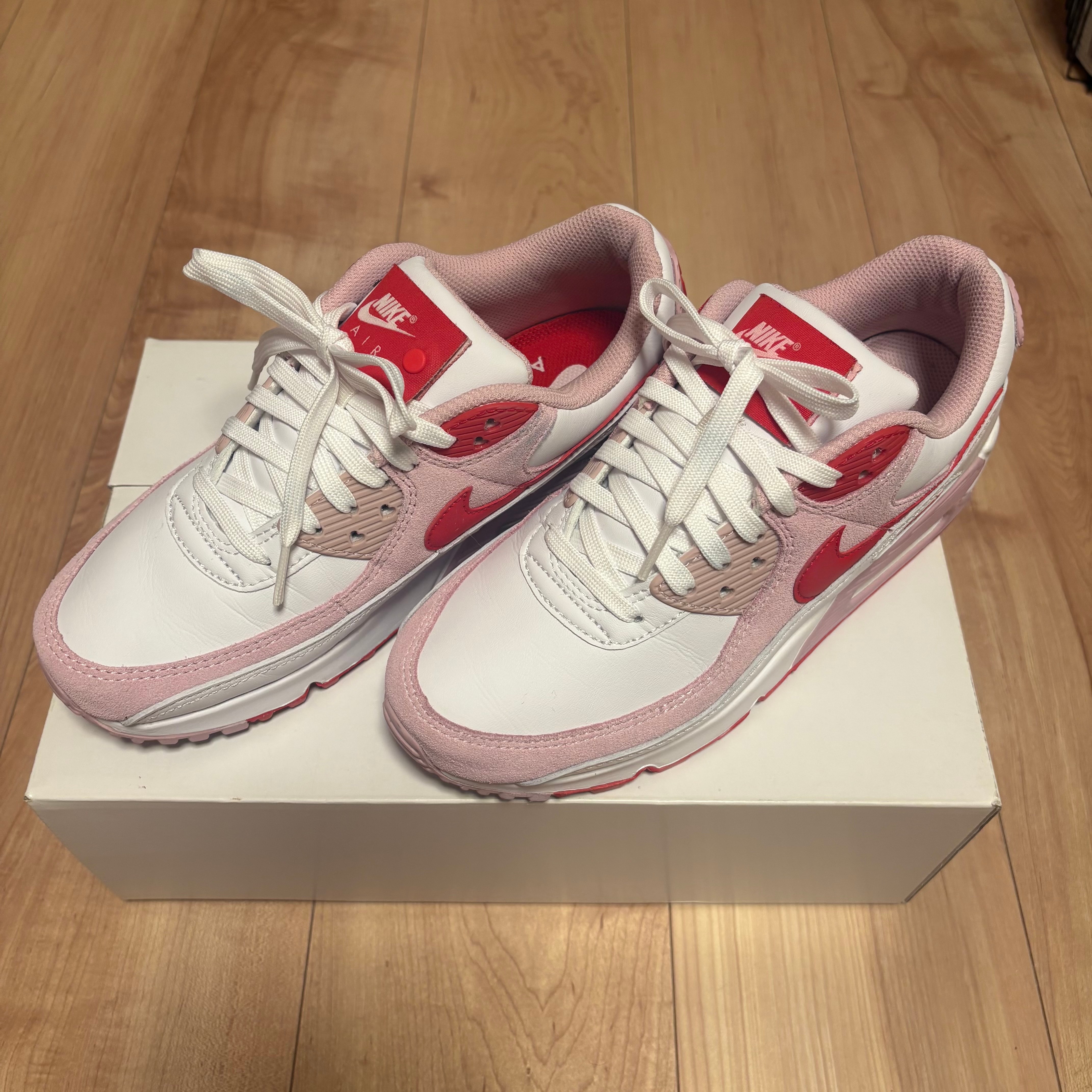 Nike Women's Air Max 90 "Valentine’s Day"