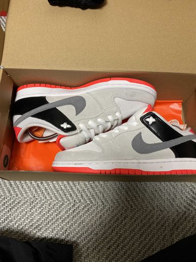 Nike SB Dunk Low "Infrared"
