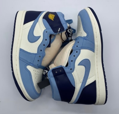 Nike Women's Air Jordan 1 Retro High OG "First in Flight"