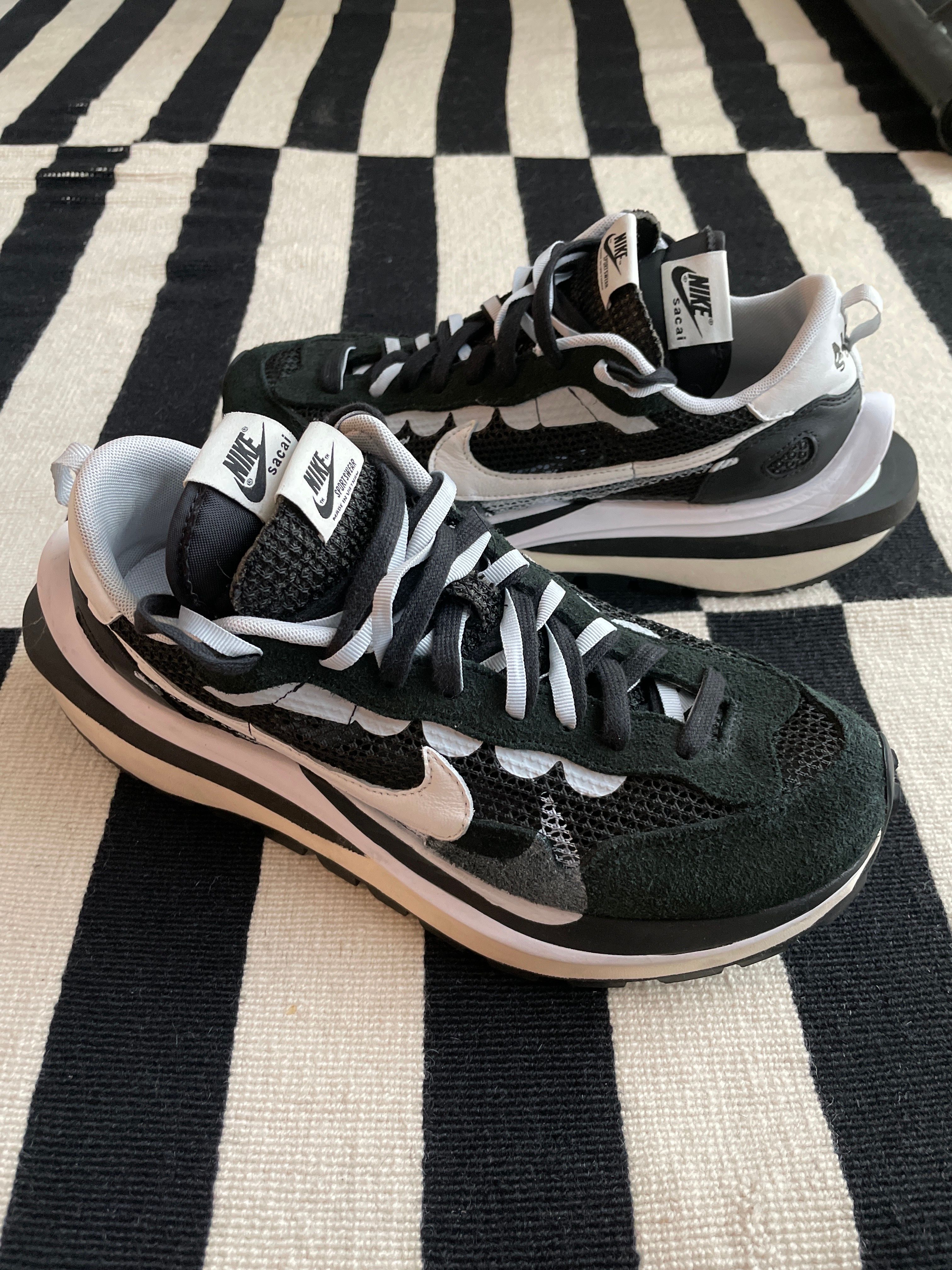 sacai × Nike Vapor Waffle "Black and White"