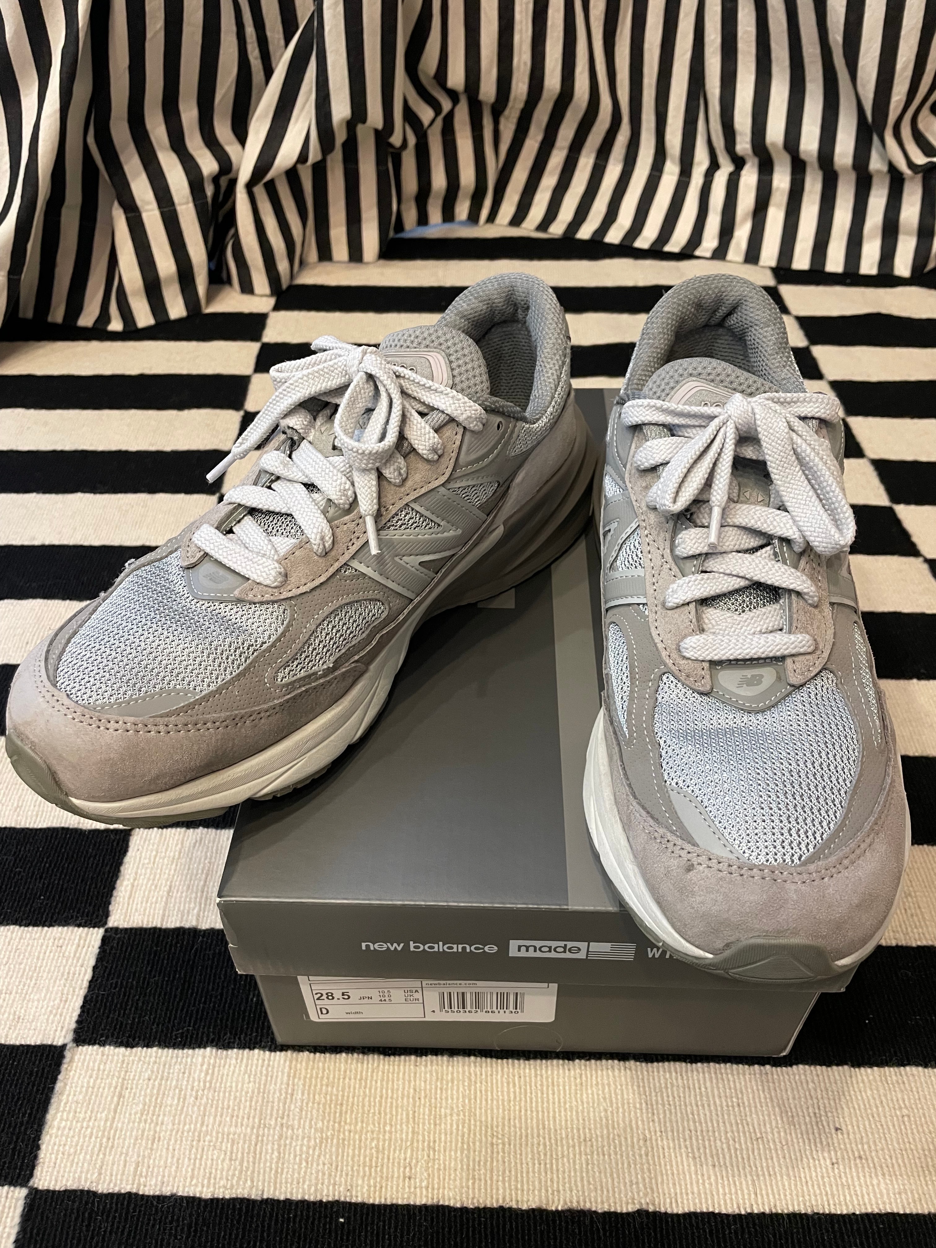 WTAPS × New Balance 990V6 "Gray"