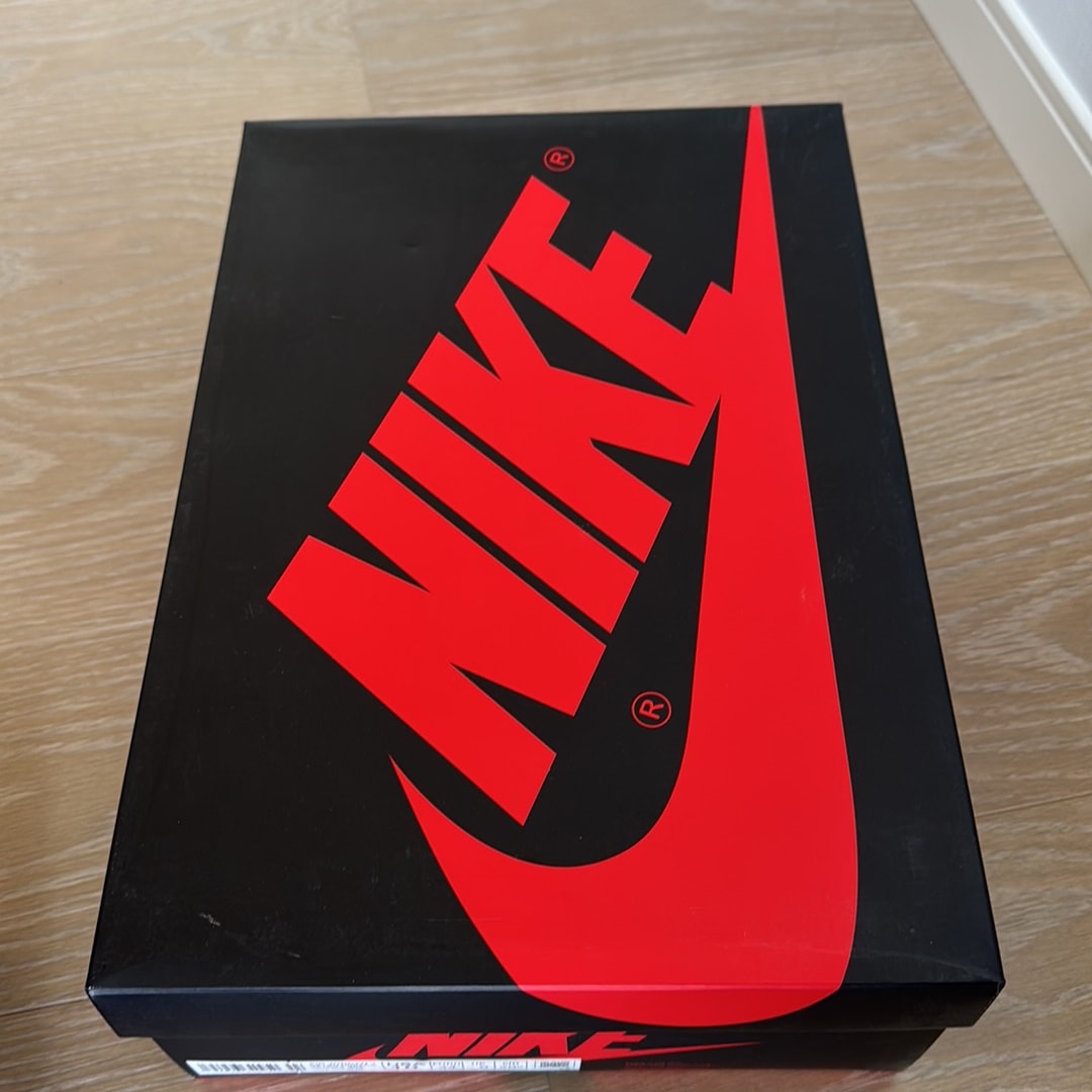Nike Air Jordan 1 High OG "Hyper Royal"