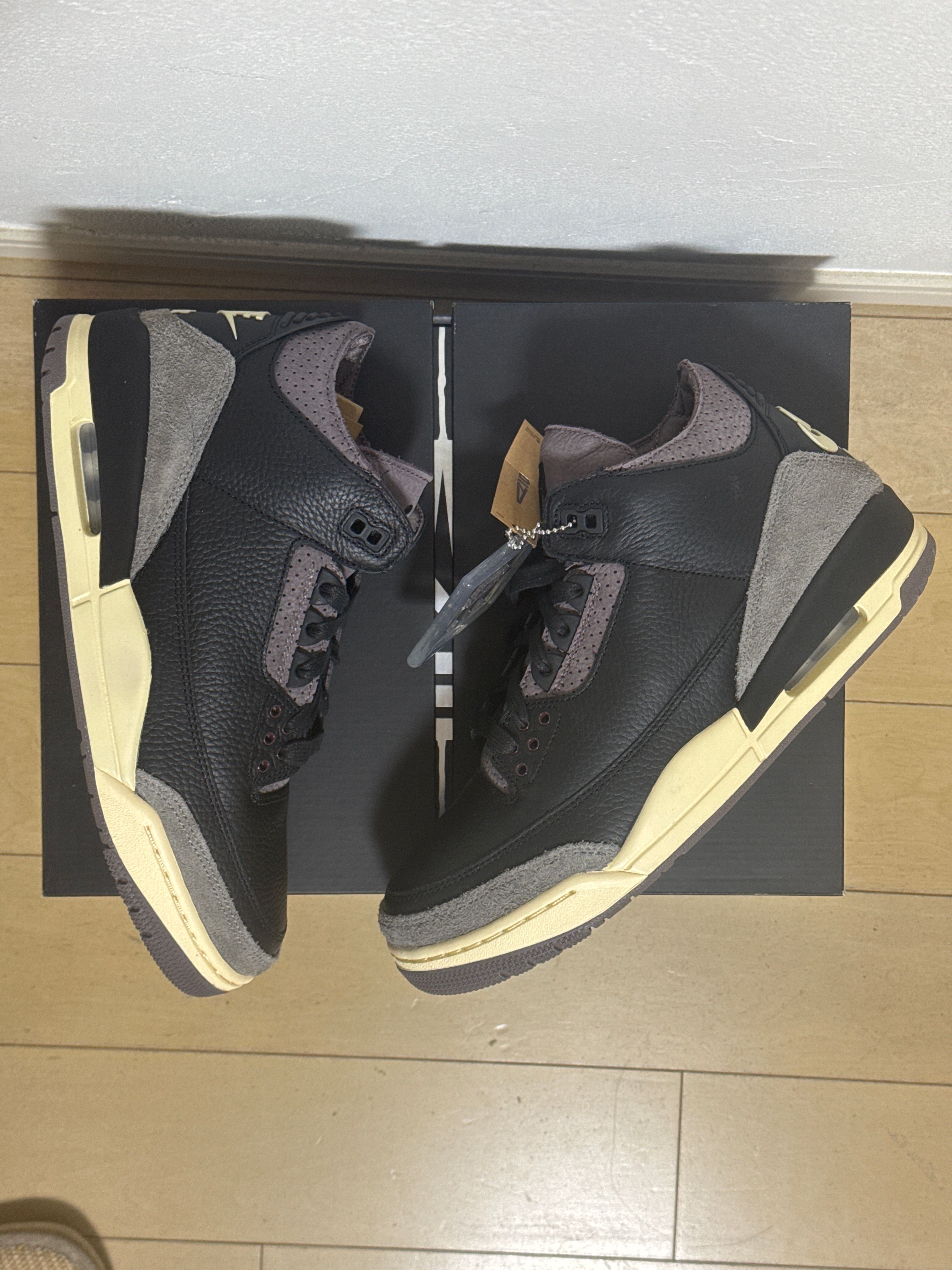 A Ma Maniere × Nike Women's Air Jordan 3 Retro OG SP "Black and Flat Pewter/WYWS"