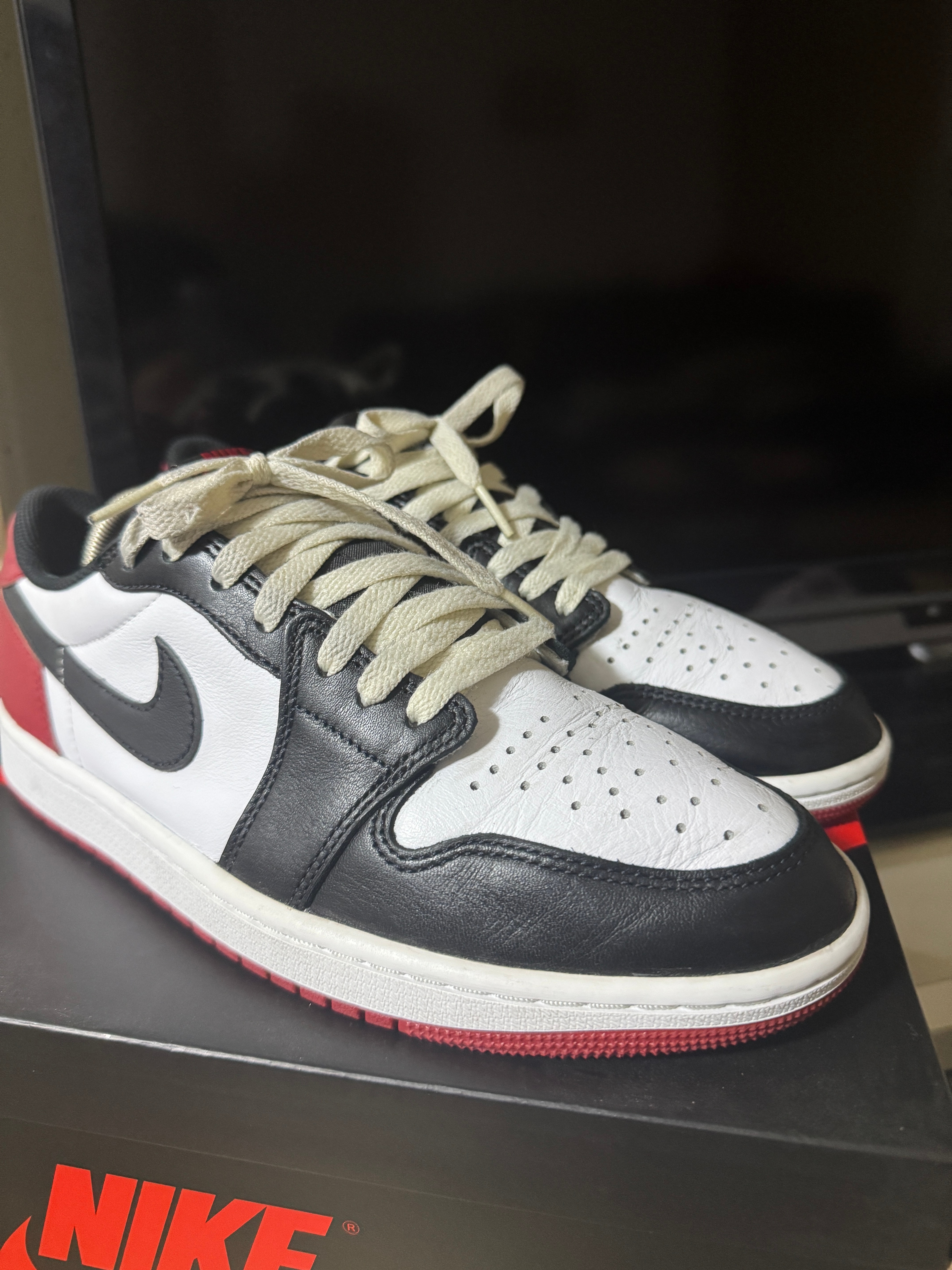 Nike Air Jordan 1 Retro Low OG "Black Toe"