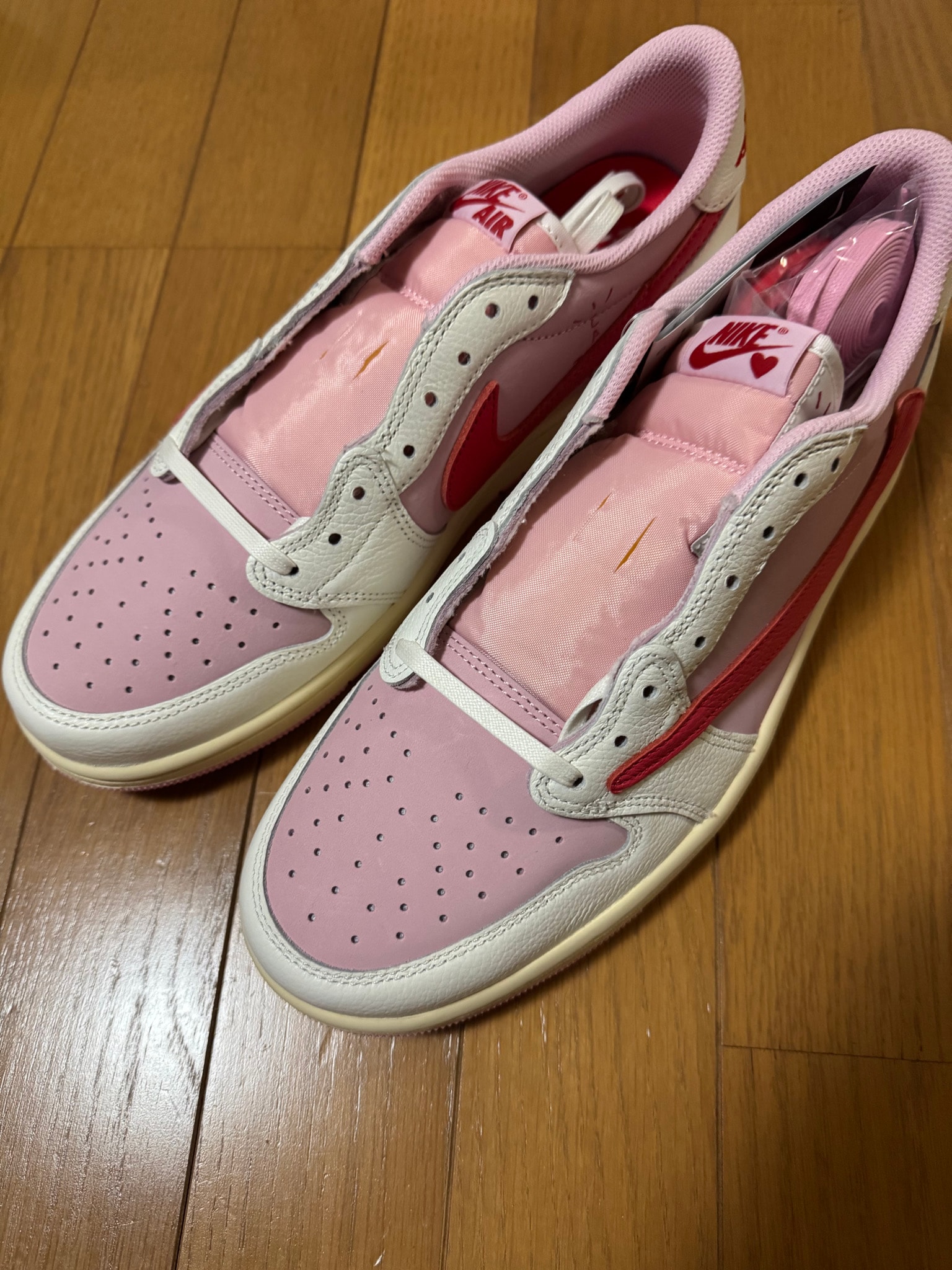 Travis Scott × Nike Air Jordan 1 Retro Low OG "Sail/Tropical Pink"