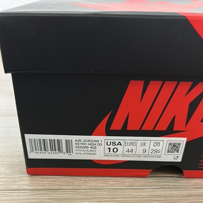 Nike Air Jordan 1 High OG "Hyper Royal"