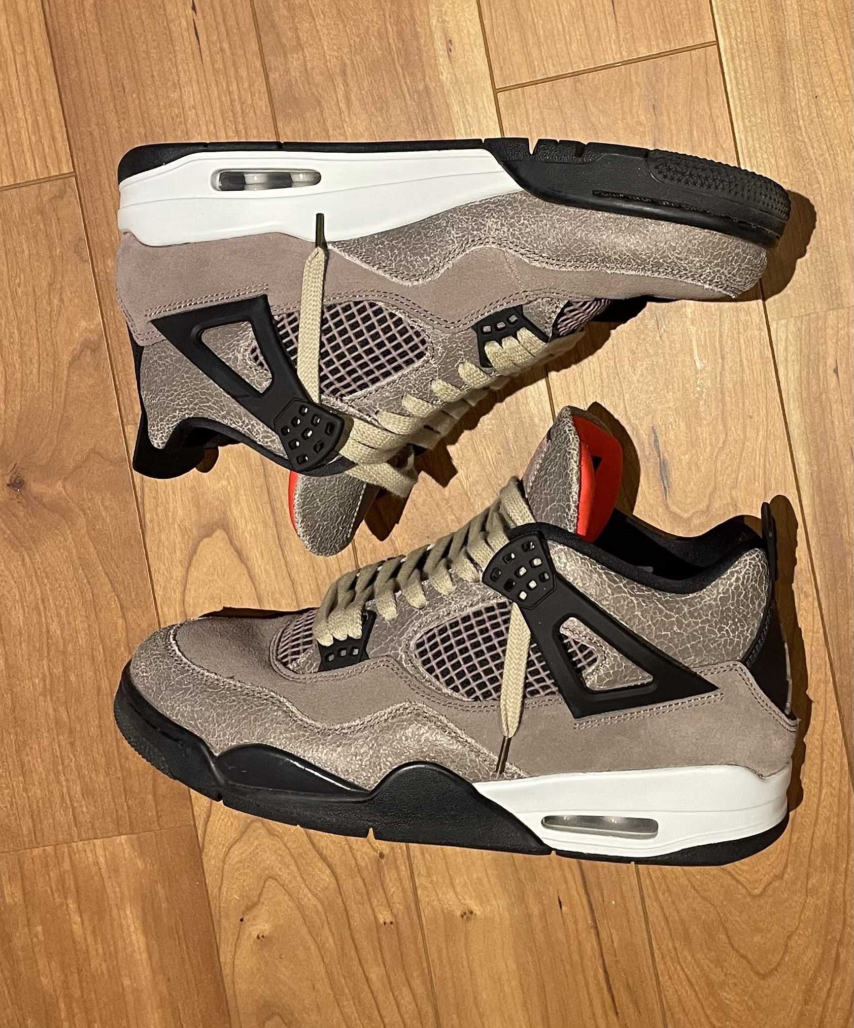 Nike Air Jordan 4 "Taupe Haze"