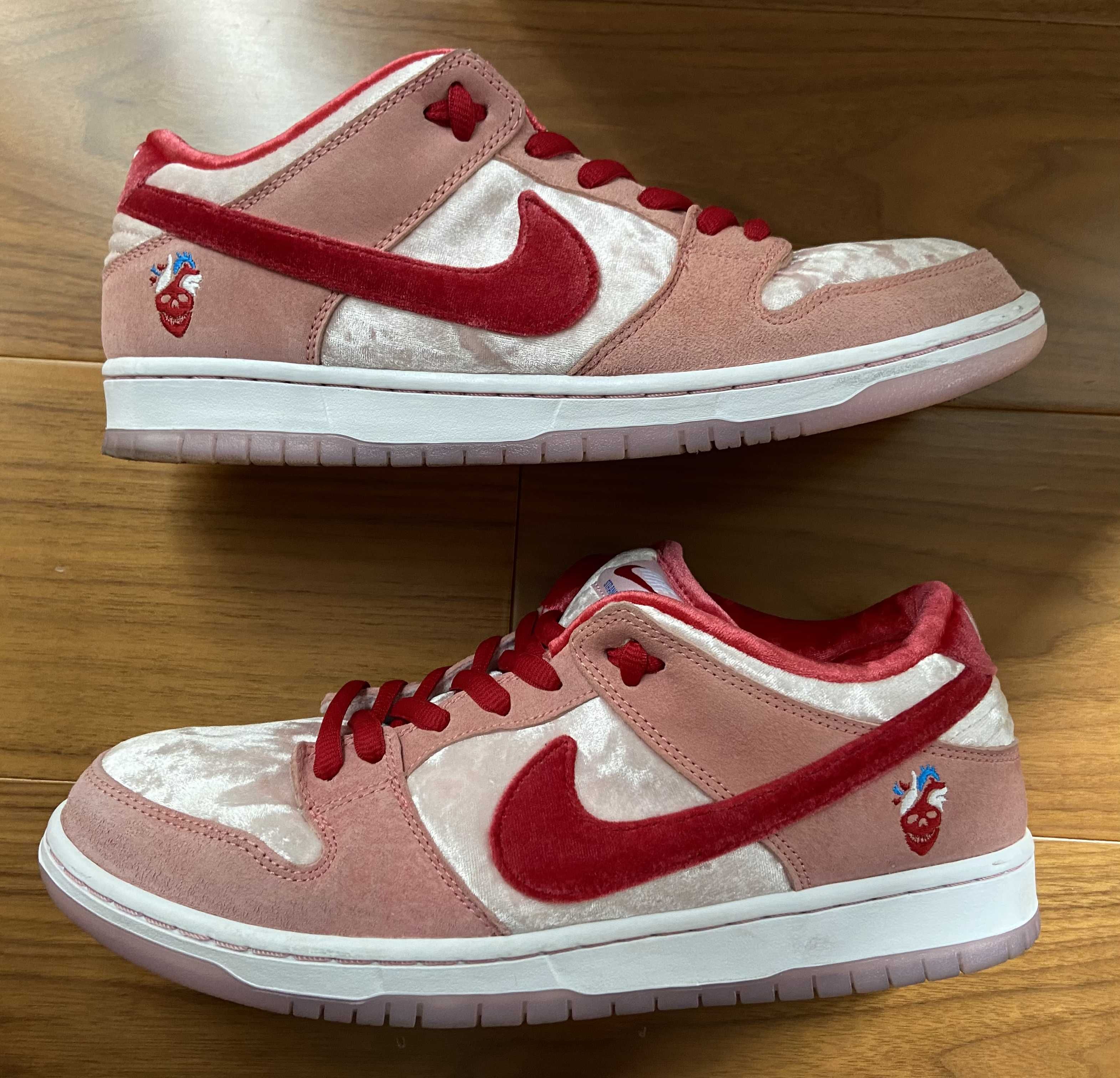 Strangelove × Nike SB Dunk Low "Valentine’s Day"