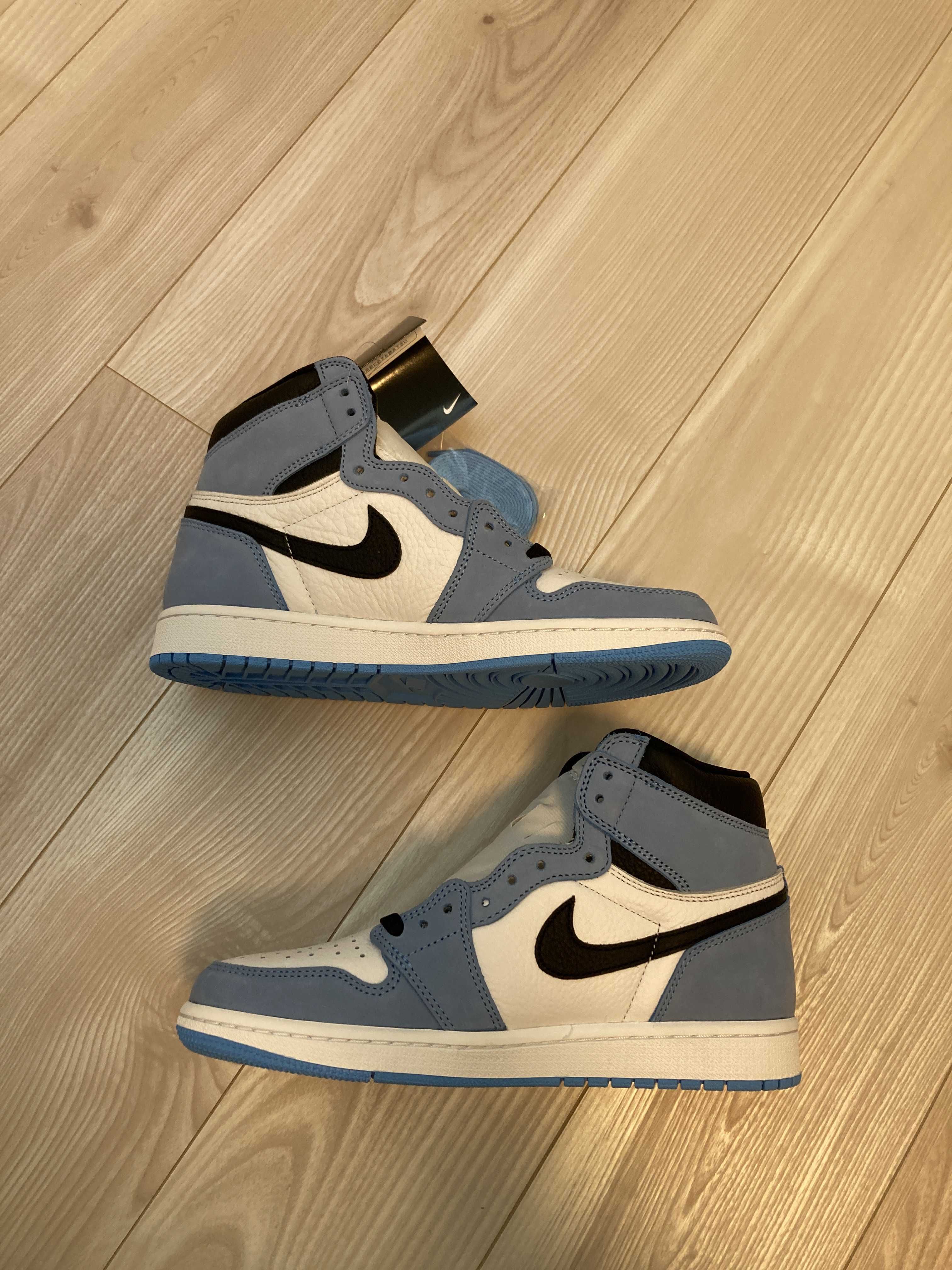 Nike Air Jordan 1 High OG "University Blue"