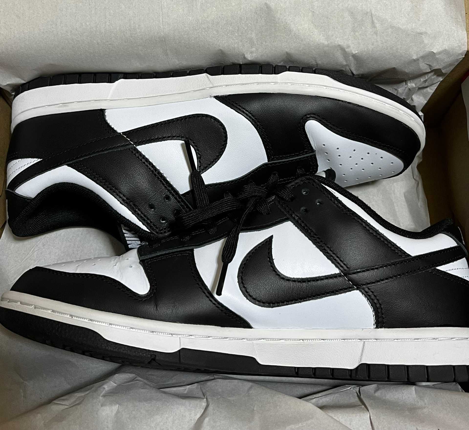 Nike Dunk Low Retro "Panda/White/Black"