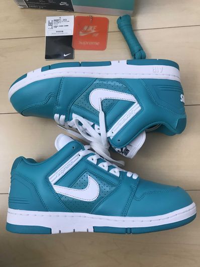 Supreme × Nike SB Air Force 2 Low "New Emerald"