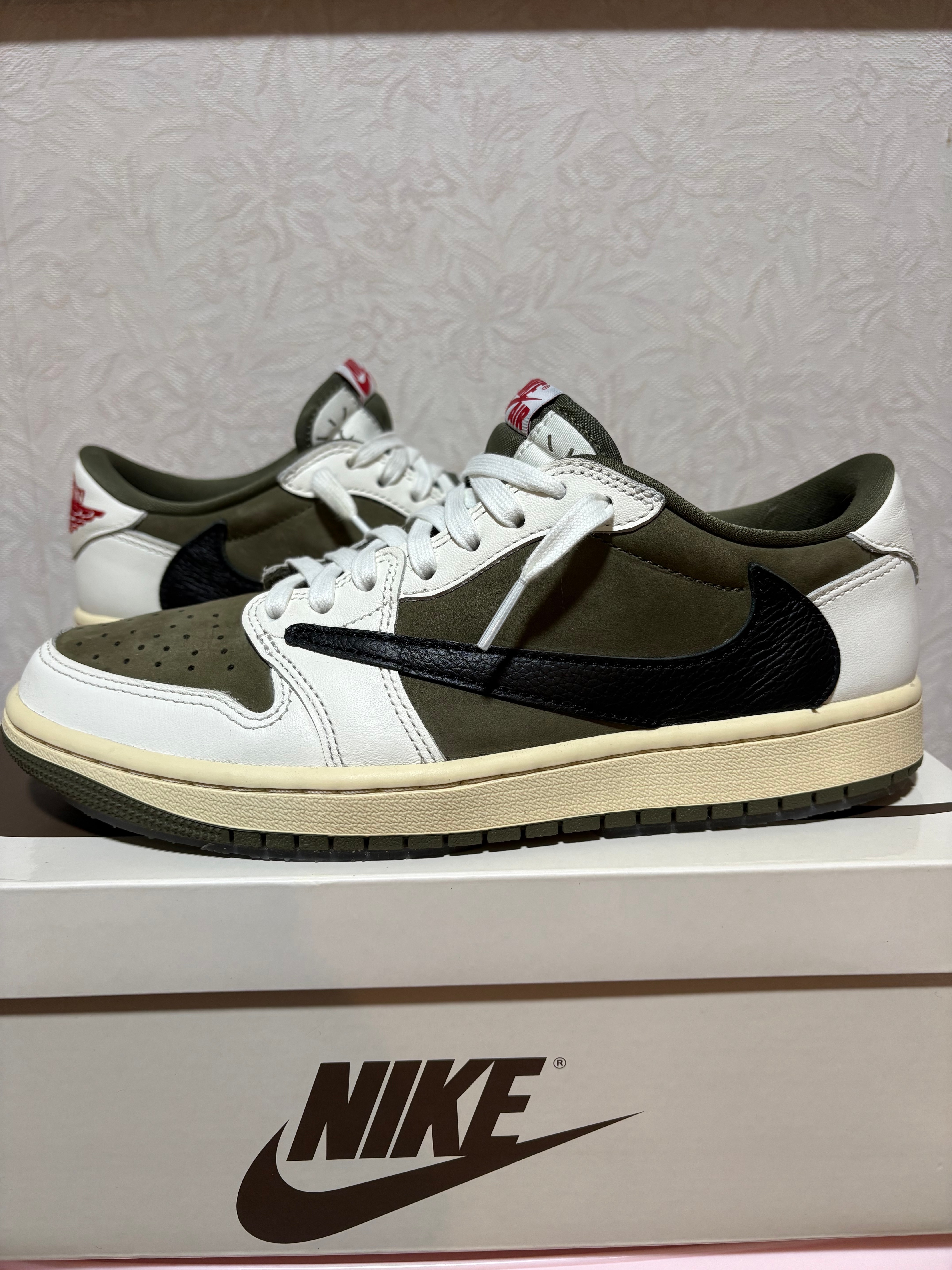 Travis Scott × Nike Air Jordan 1 Low OG SP "Reverse Olive"
