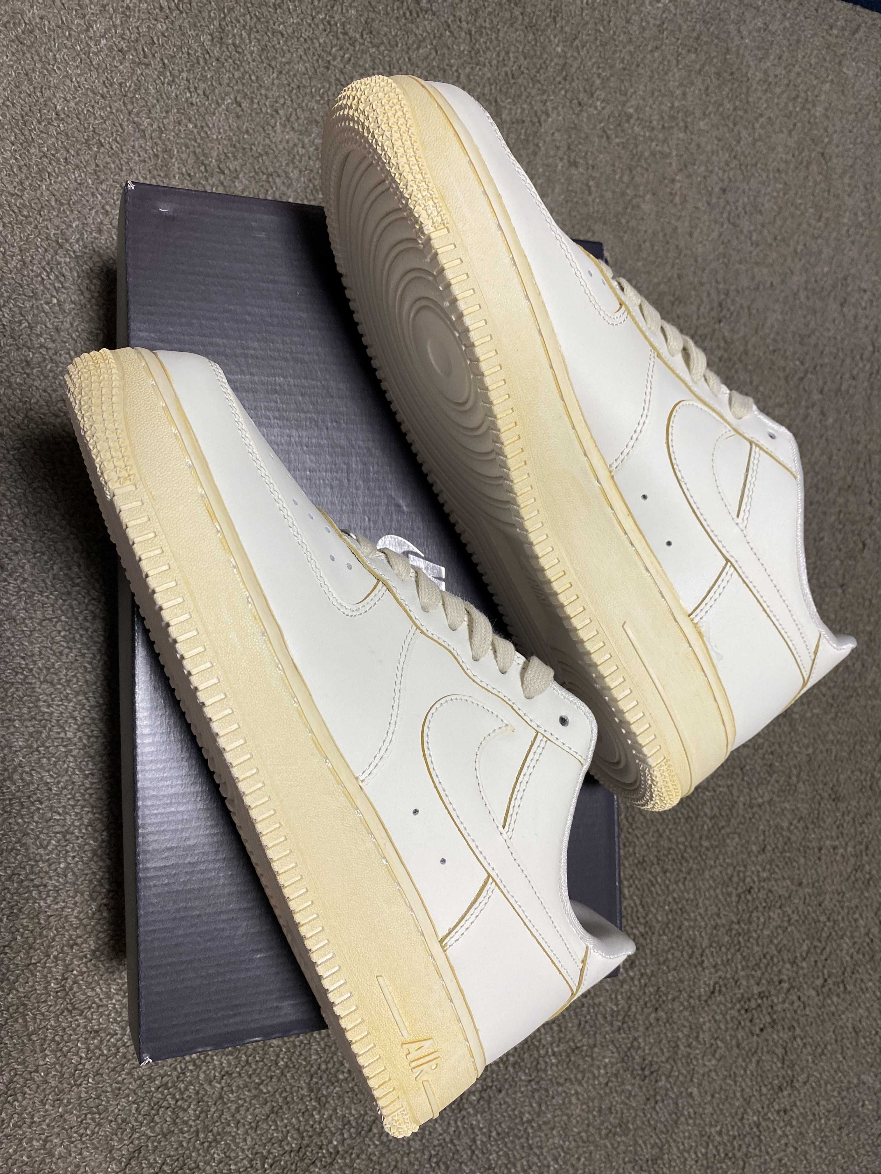 Nike Air Force 1 Low '07 LV8 "Made You Look"