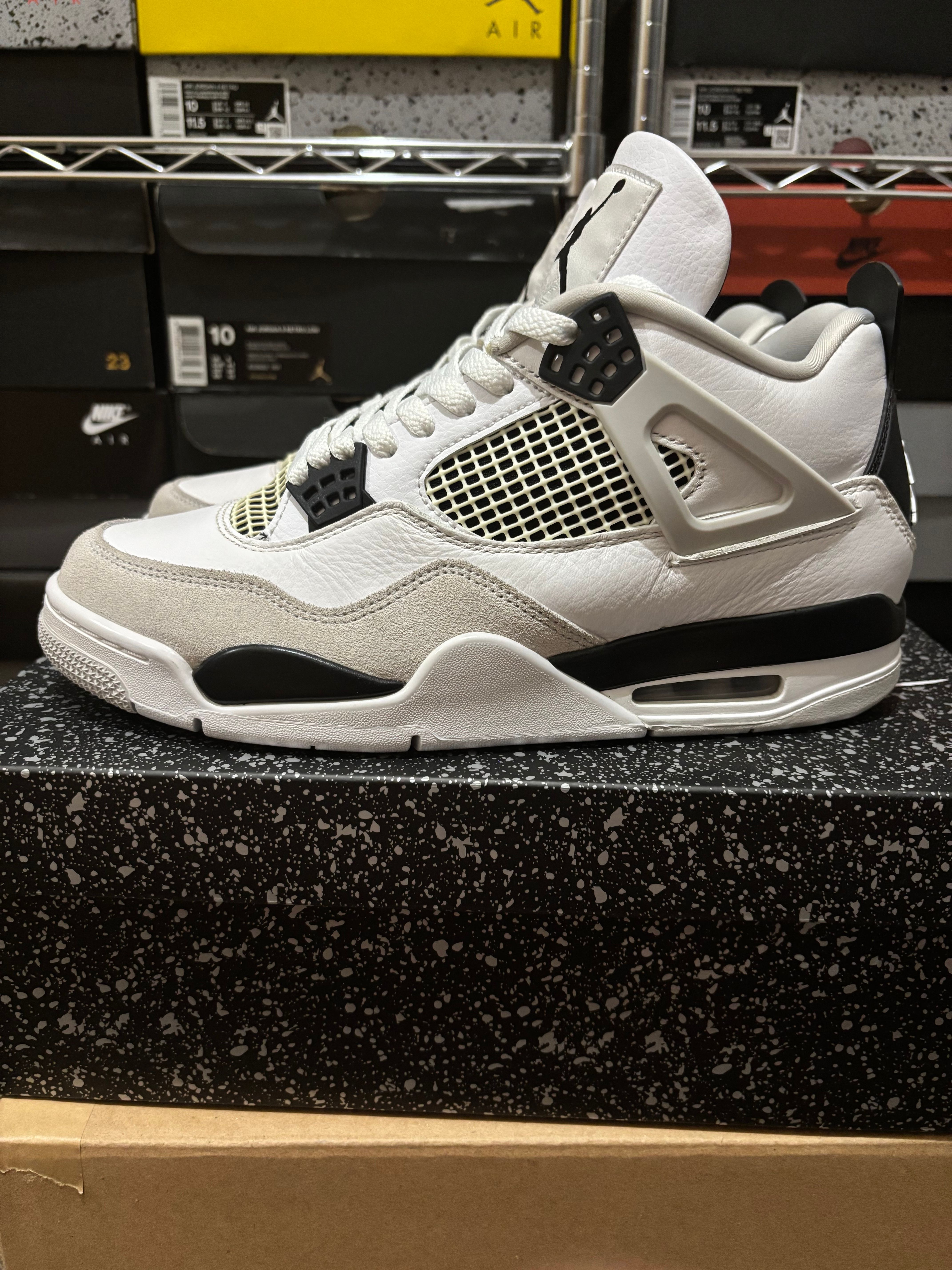 Nike Air Jordan 4 "Military Black"