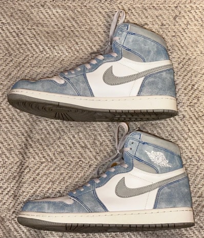 Nike Air Jordan 1 High OG "Hyper Royal"