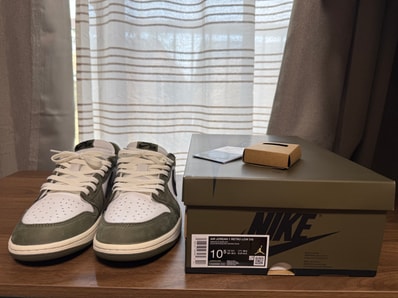 Nike Air Jordan 1 Low OG "Medium Olive and Summit White"