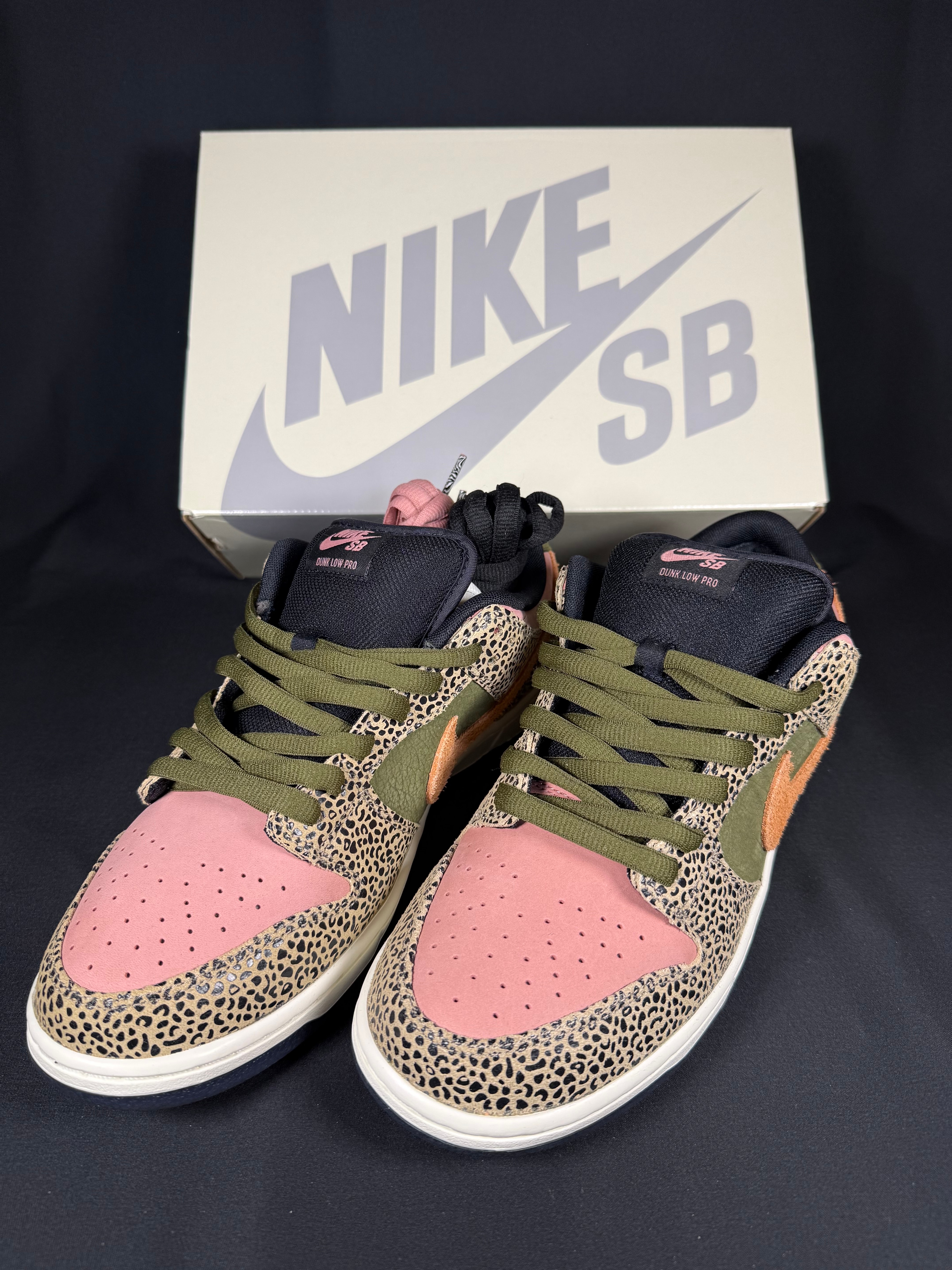 アーツレック × ナイキ SB ダンク ロー プロ "ラストピンク アンド ラフグリーン"
