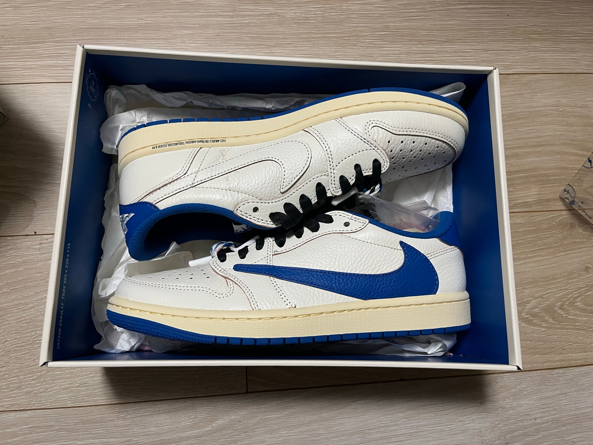 Travis Scott × fragment design × Nike Air Jordan 1 Low OG "Sail/Military Blue"